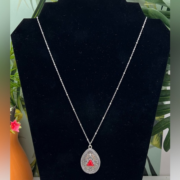 Western Chic Silver & Red Necklace - Long Artsy Necklace -Bohemian Necklace - Picture 8 of 9